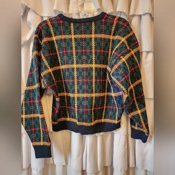 Women's Hobbit Core Gilmore Girls Radishes and Roses 90's Sweater Size Large - Picture 3 of 3